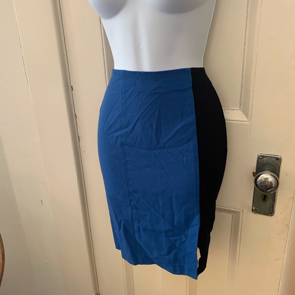 🍊3/$40 - Form-fitting Color block pencil skirt
